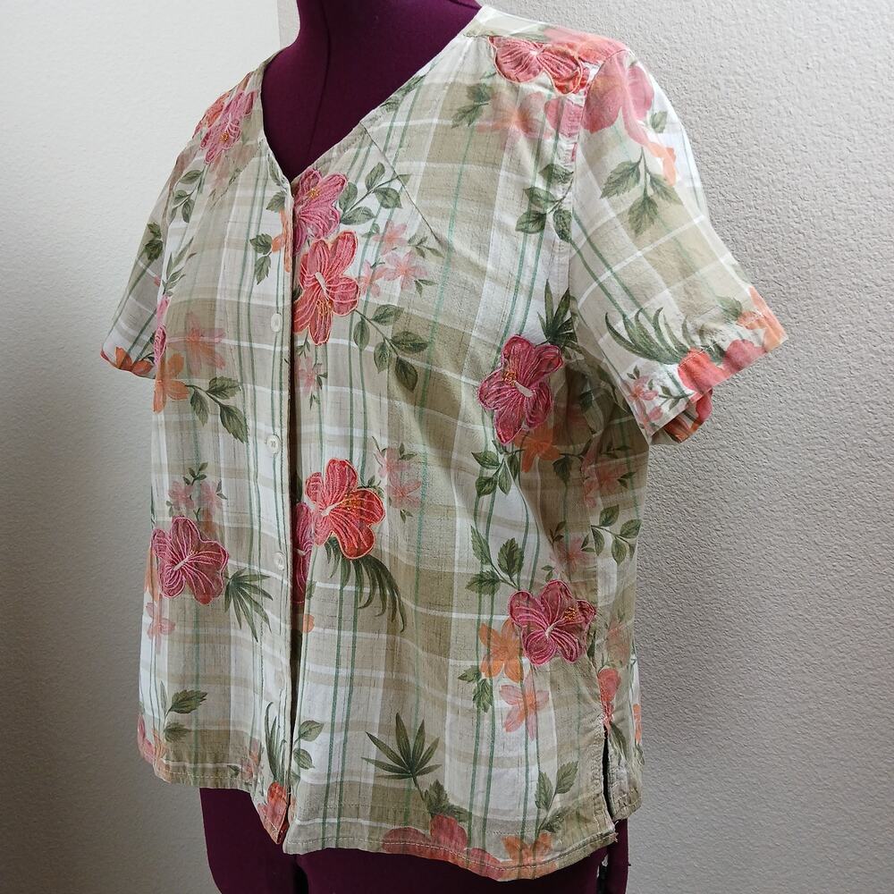 Handmade Vintage Tan Plaid Embroidered Floral Blouse XL repaired buttons SS ctn